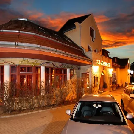 Ciao Amico Panzio סזומבאת'לי